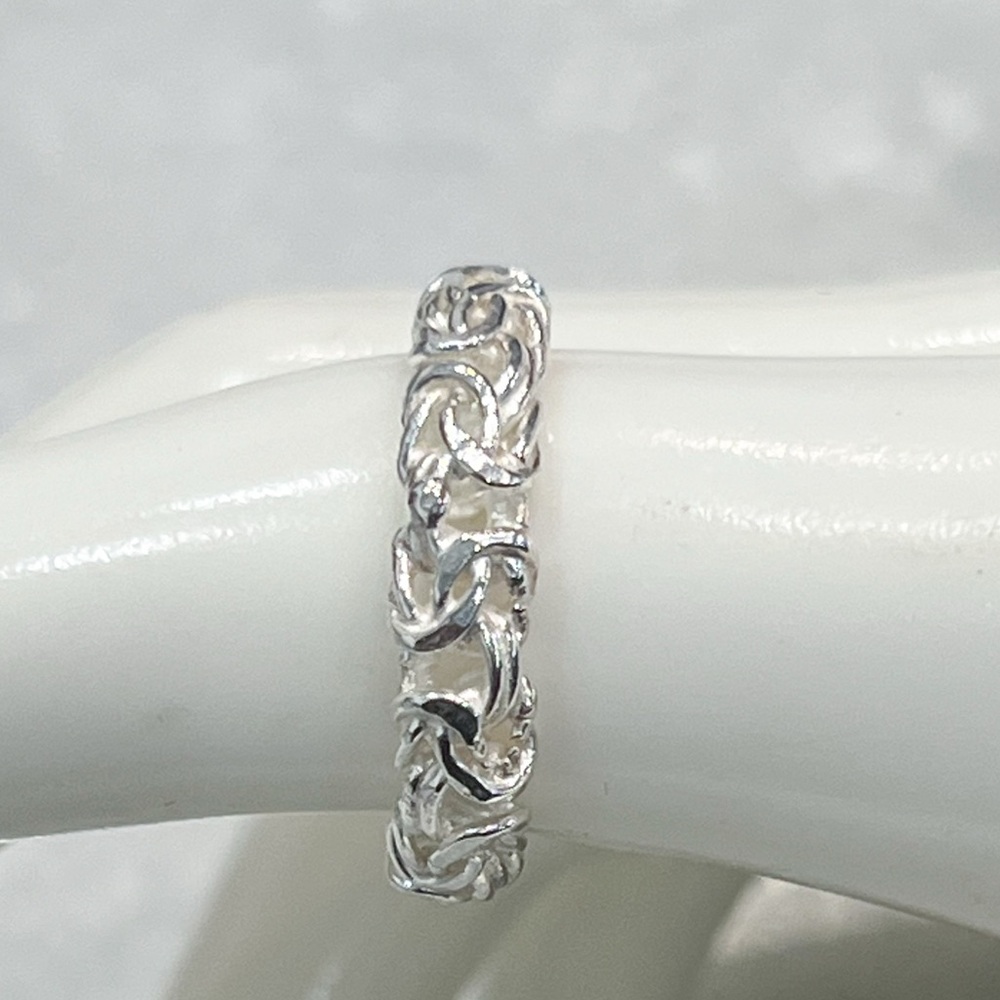 Sterling Silver Byzantine Ring Sz 7 - Picture 10 of 13